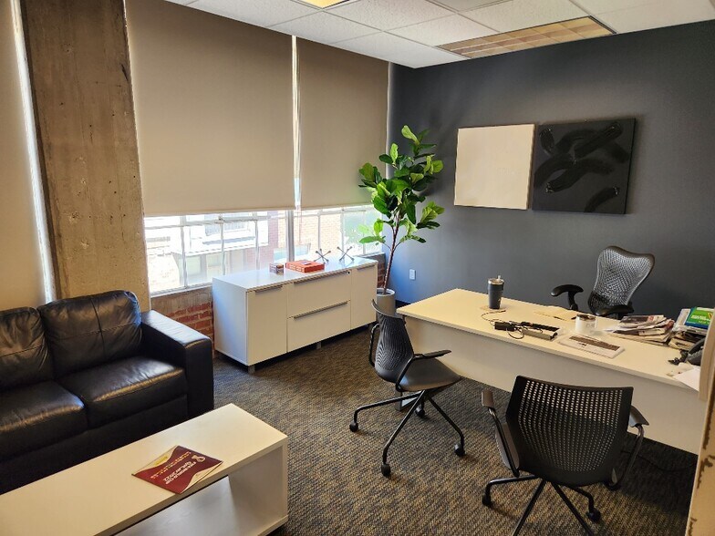 More Photos Of 1307 W Morehead St, Charlotte Office For Lease