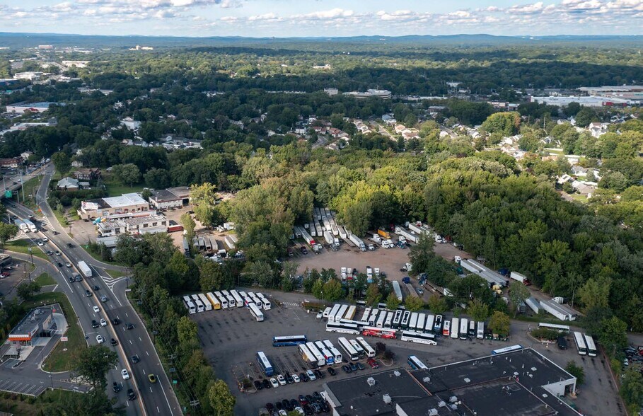 More Photos Of S-120 Route 17, Paramus, NJ, USA, Paramus Industrial For Lease