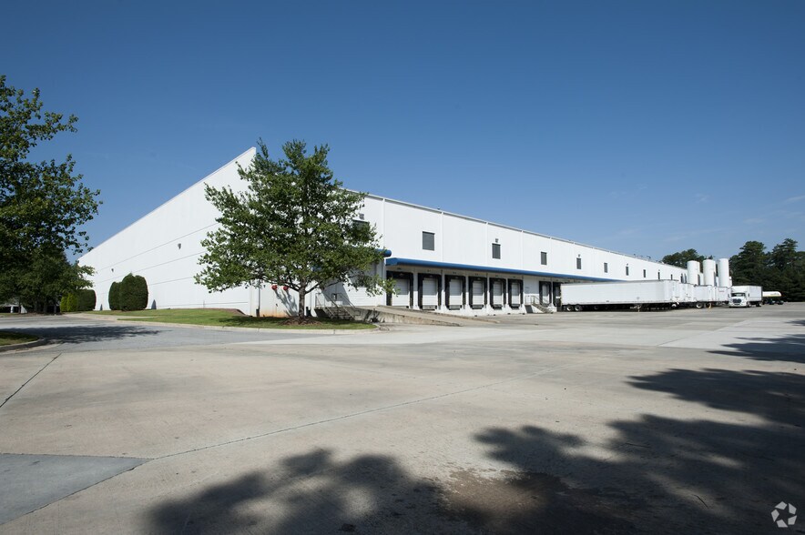 More Photos Of 120 Royal Woods Ct, Tucker Manufacturing For Lease