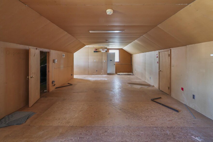 More Photos Of 614 Union Rd, Vineland Office For Sale