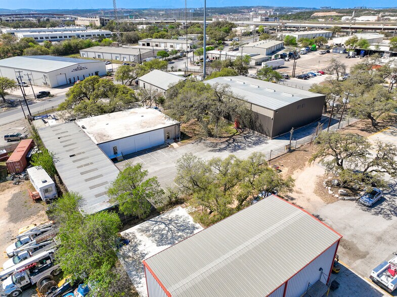 More Photos Of 15562 Capital Port Dr, San Antonio Warehouse For Lease