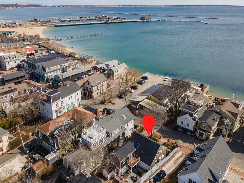 More Photos Of 182 Commercial St, Provincetown Storefront For Sale