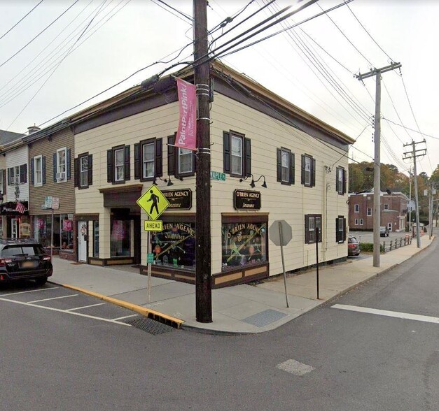 More Photos Of 402 Main St, Port Jefferson Storefront Retail Residential For Sale