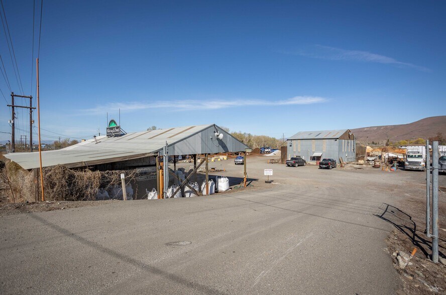 More Photos Of 2105 Terrace Heights Dr, Yakima Land For Sale