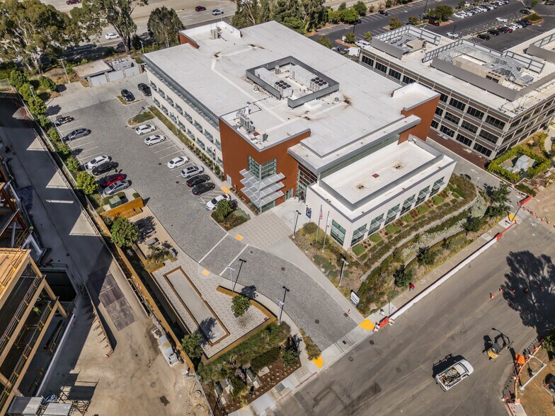 More Photos Of 1250 Grundy Ln, San Bruno Office For Lease
