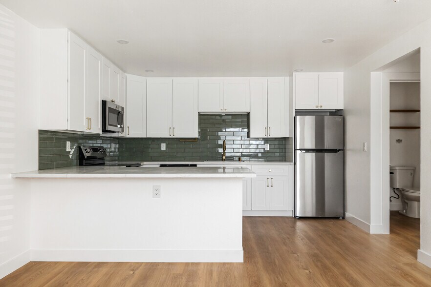 More Photos Of 416-420 Church Ave, Chula Vista Apartments For Sale