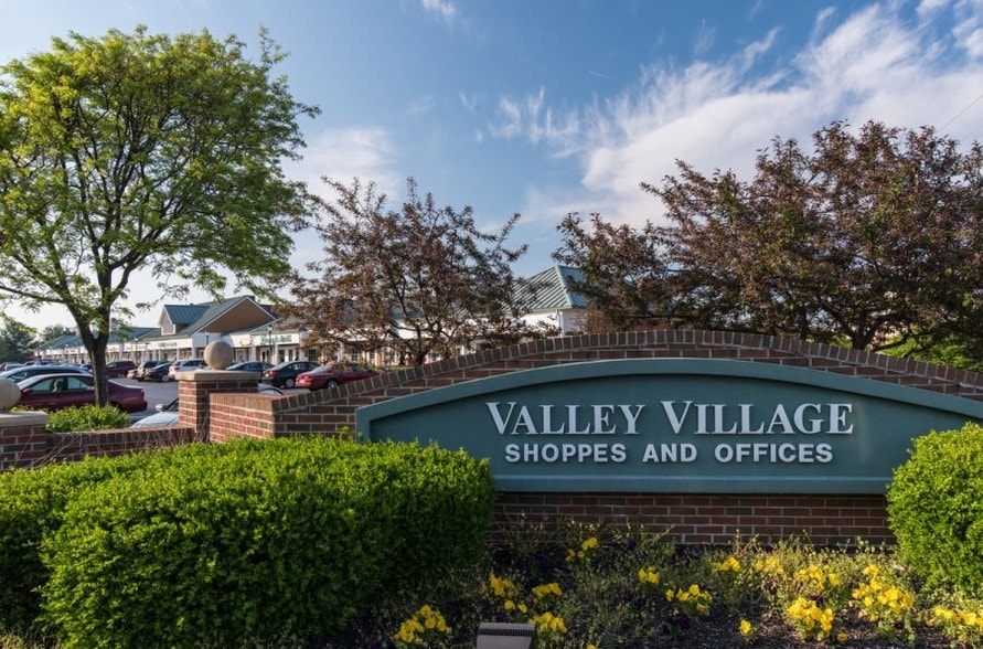 More Photos Of 9101-9191 Reisterstown Rd, Owings Mills Unknown For Lease