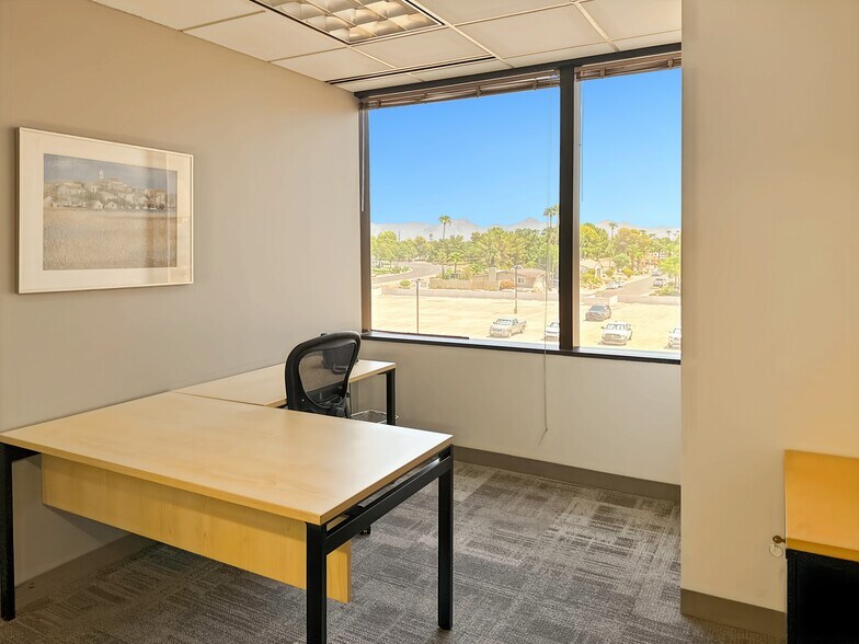 More Photos Of 11811 N Tatum Blvd, Phoenix Coworking Space