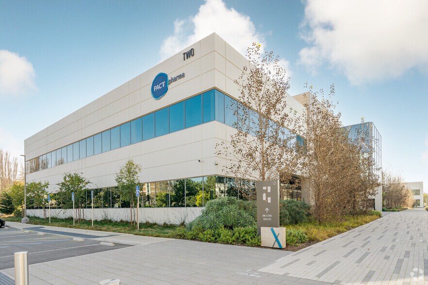 Primary Photo Of 2 Corporate Dr, South San Francisco Research And Development For Lease