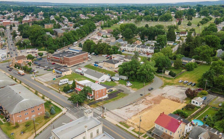 More Photos Of 800 W Bridge St, Phoenixville Land For Sale