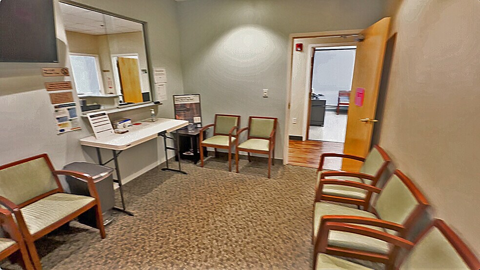 More Photos Of 340 Maple St, Marlborough Medical For Lease