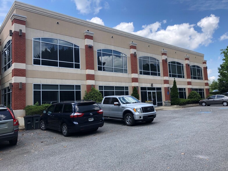 More Photos Of 598 Nancy St, Marietta Medical For Lease