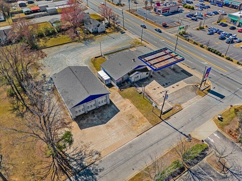 More Photos Of 2901 Randleman Rd, Greensboro Auto Repair For Sale