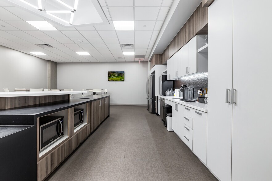 More Photos Of 5805 Main St, Frisco Specialty For Sale