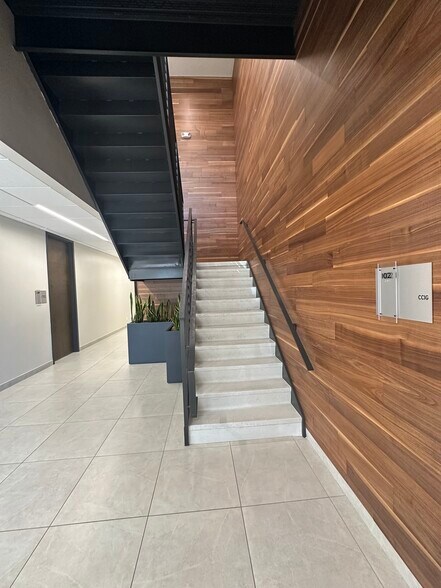 More Photos Of 3811 Bee Caves Rd, Austin Medical For Lease