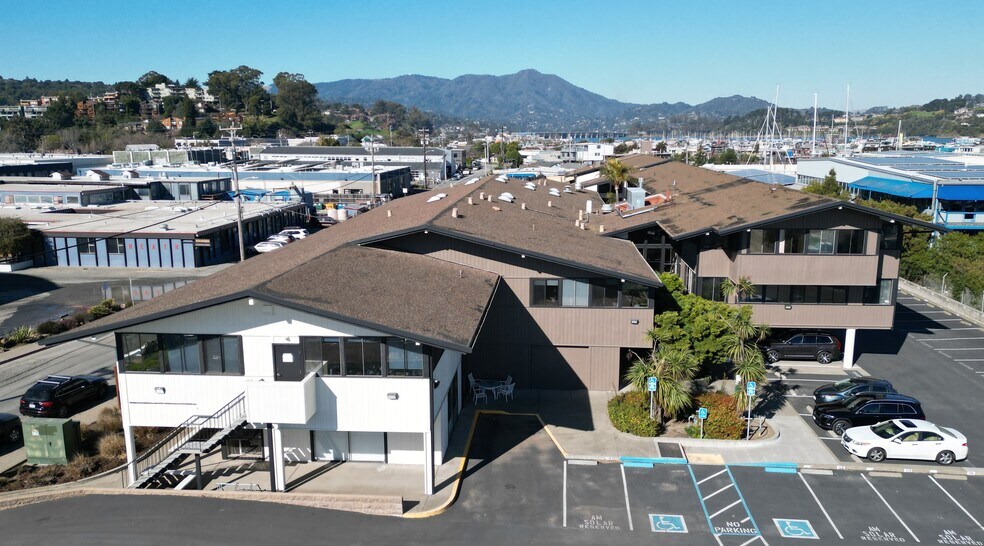 More Photos Of 475 Gate Five Rd, Sausalito Office For Lease