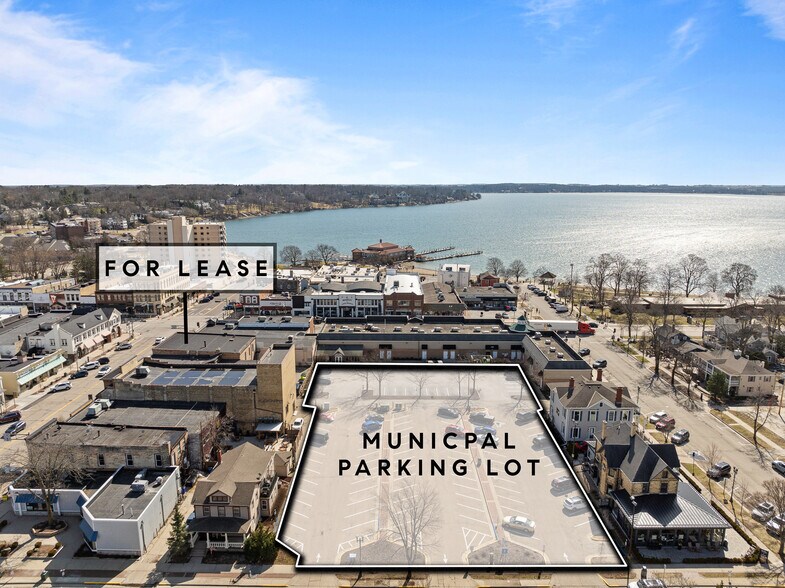 More Photos Of 226 Broad St, Lake Geneva Flex For Lease