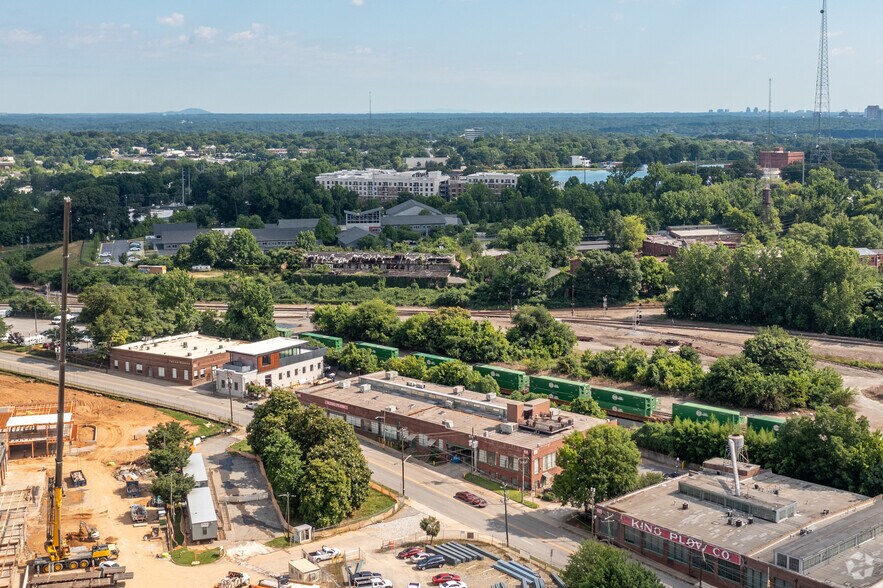 More Photos Of 949 W Marietta St NW, Atlanta Office For Lease