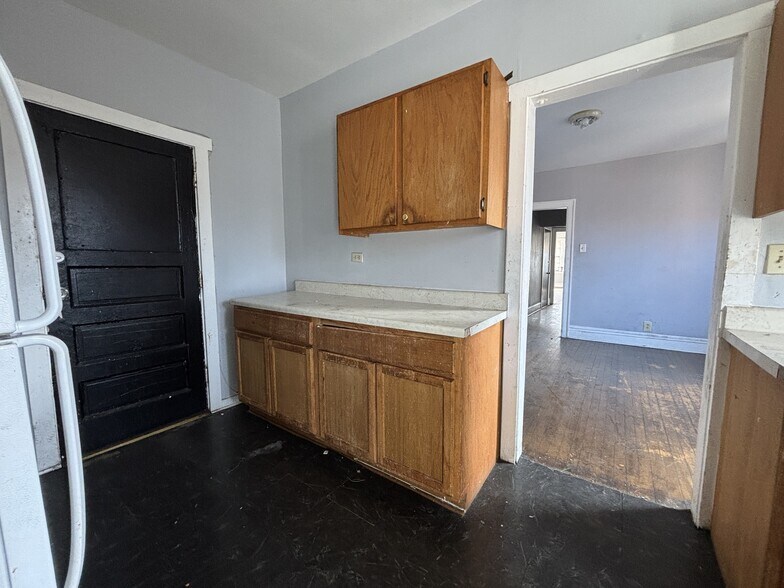 More Photos Of 7908-7926 S Ingleside Ave, Chicago Apartments For Sale