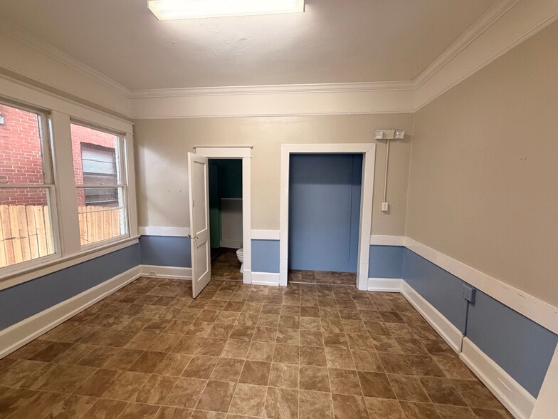 More Photos Of 2620 Main St, Columbia Apartments For Lease