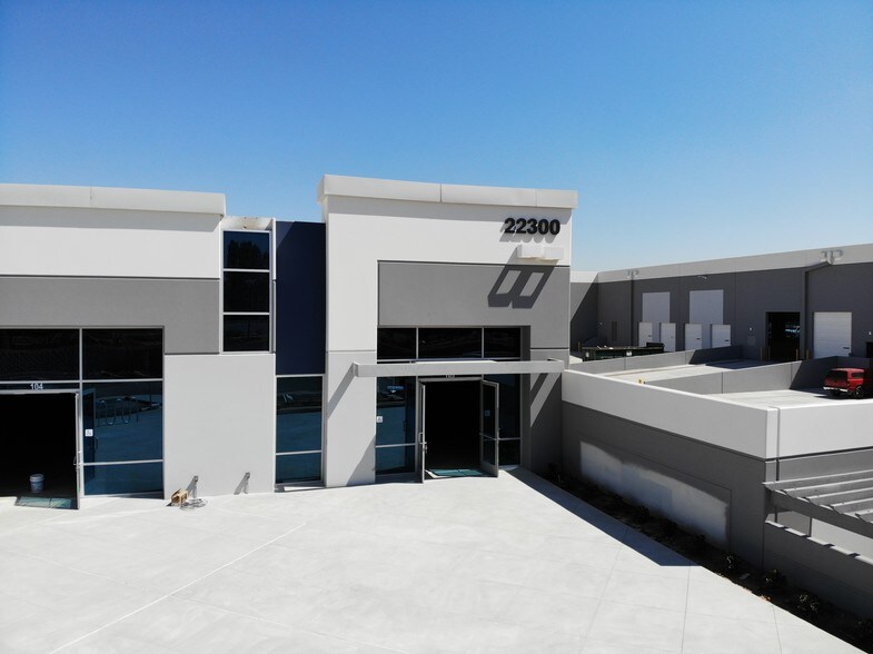 More Photos Of 22300 Van Buren Blvd, Riverside Freestanding For Lease