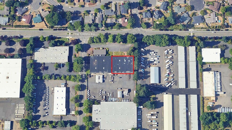 More Photos Of 10350 SW Tualatin Rd, Tualatin Warehouse For Lease