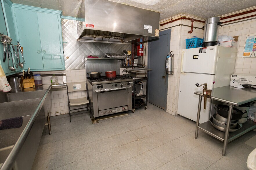 More Photos Of 146 S Munn Ave, East Orange Skilled Nursing Facility For Sale