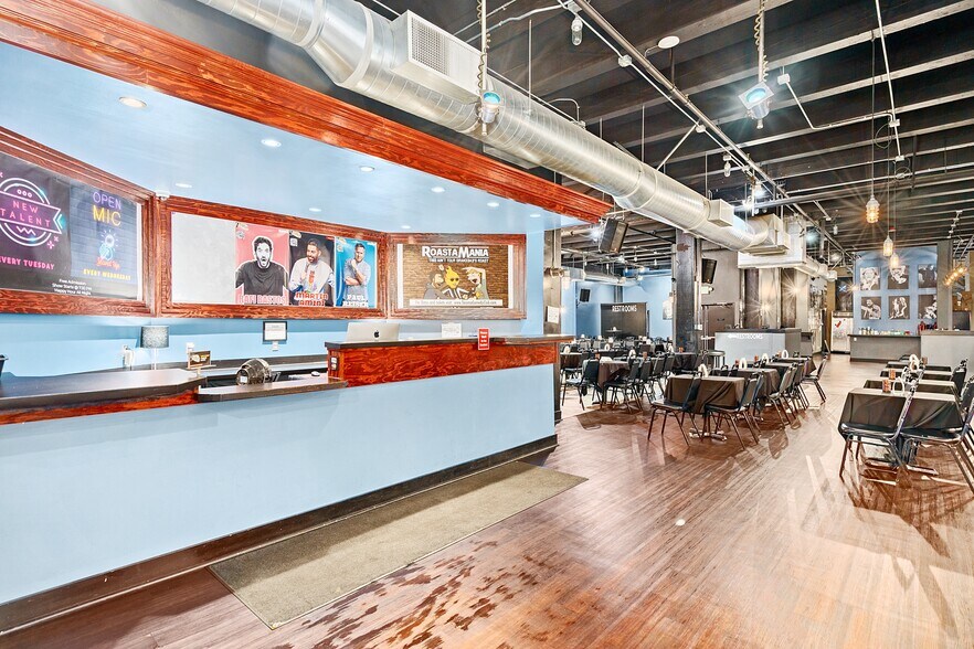 More Photos Of 933 Market St, Tacoma Storefront For Sale