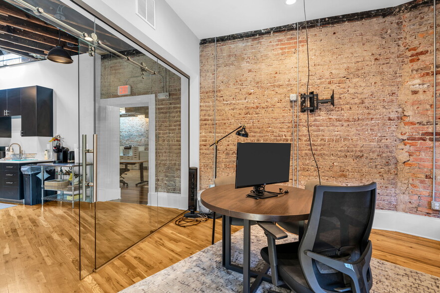 More Photos Of 341-345 W Main St, Durham Storefront Retail Office For Lease