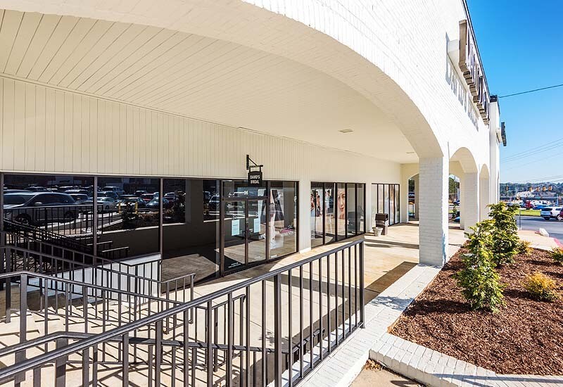 More Photos Of 440 Ernest Barrett Pky, Kennesaw Unknown For Lease