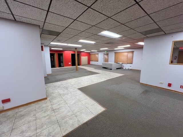 More Photos Of 75 E Division St, Mundelein Office Residential For Lease