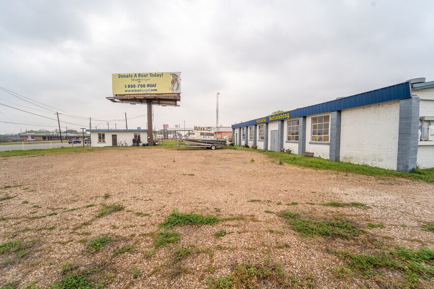 More Photos Of 3505 Houston Hwy, Victoria Warehouse For Sale