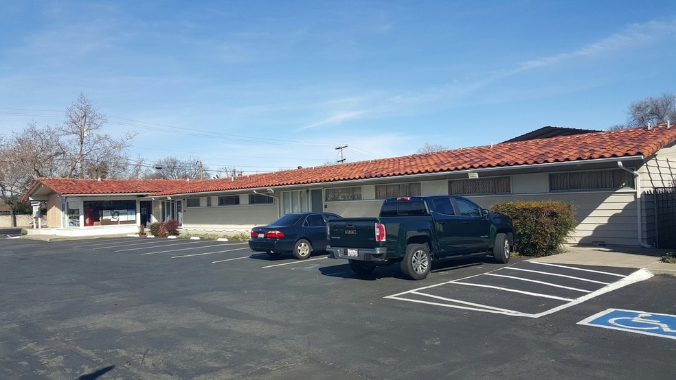 More Photos Of 2100 Monument Blvd, Pleasant Hill Medical For Lease