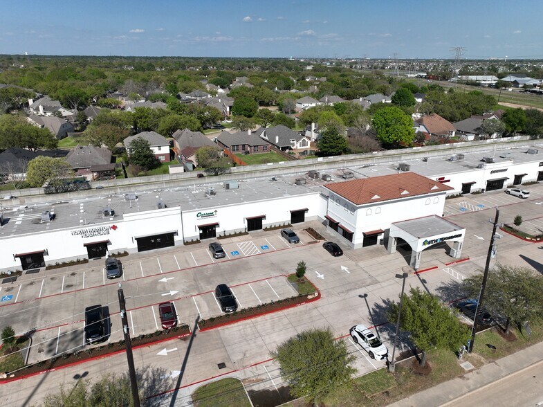 More Photos Of 20320 Northwest Fwy, Houston Medical For Lease