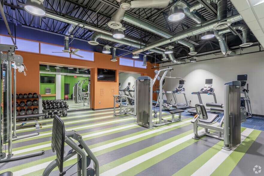 More Photos Of 4951 Lake Brook Dr, Glen Allen Office For Lease
