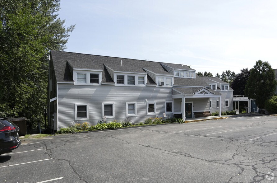 Primary Photo Of 535 Ocean Ave, Portland Medical For Sale