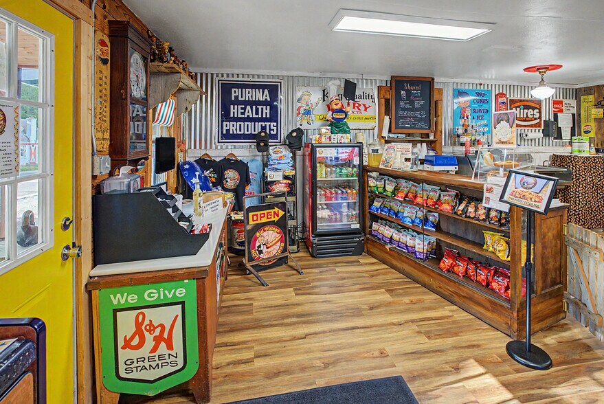 More Photos Of 219 MO-21, Caledonia Storefront Retail Residential For Sale