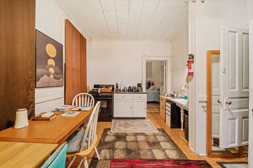 More Photos Of 2236 W 19th St, Chicago Apartments For Sale