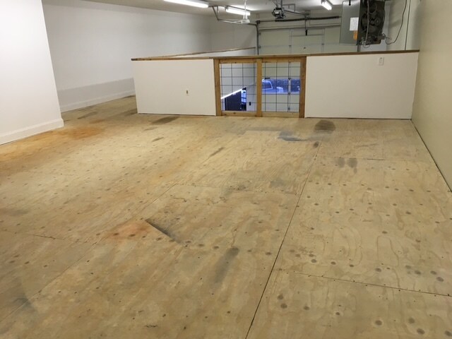 More Photos Of 10733-10745 N Government Way, Hayden Light Distribution For Lease