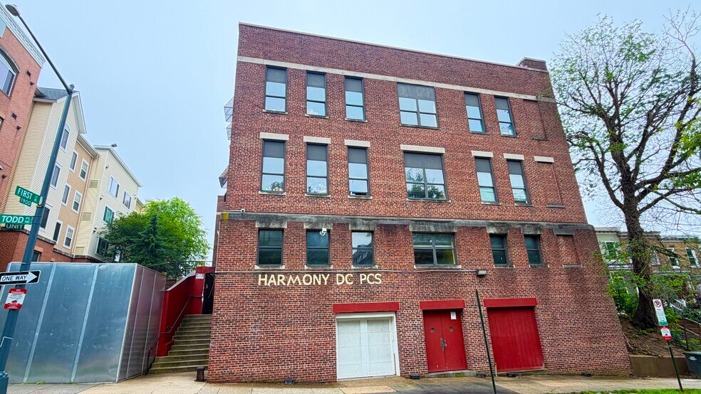 More Photos Of 62 T Street NE, Washington Schools For Lease