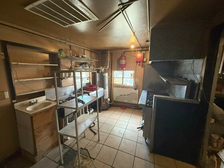 More Photos Of 334 Main St, Fort Lupton General Retail For Sale