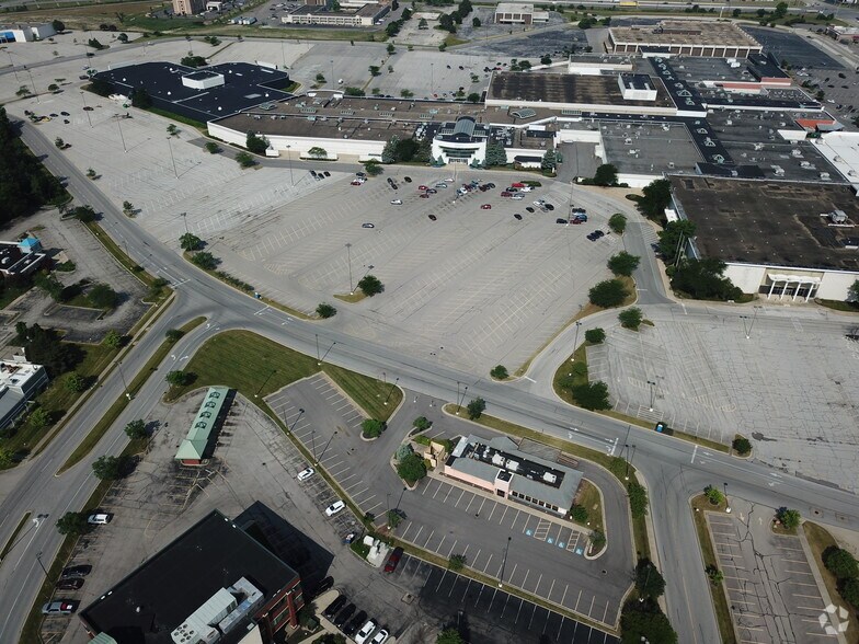 More Photos Of 1733-6935 Midway Mall, Elyria Unknown For Lease