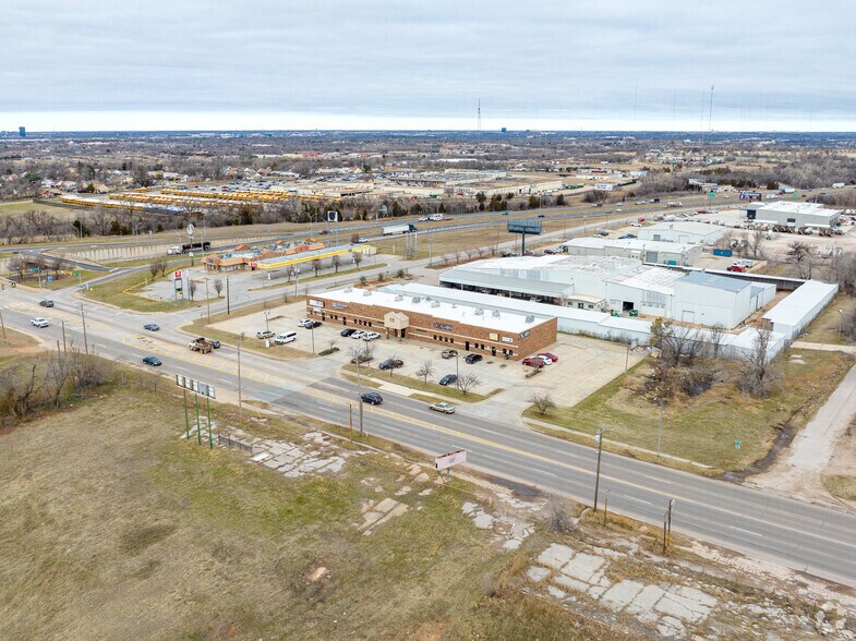 More Photos Of 2501 NE 23rd St, Oklahoma City Storefront For Sale