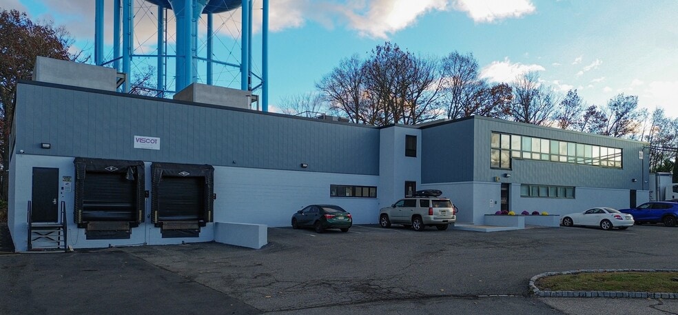 More Photos Of 35 West St, East Hanover Warehouse For Lease