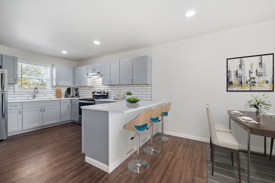 More Photos Of 6403 Sloan St, Houston Apartments For Sale