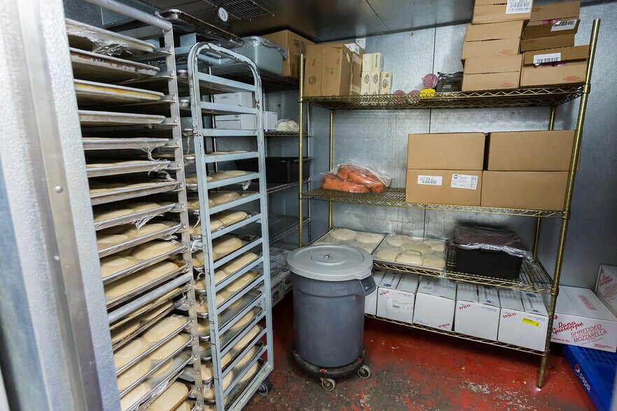 More Photos Of 1140 Kermit St, Plainview Restaurant For Sale