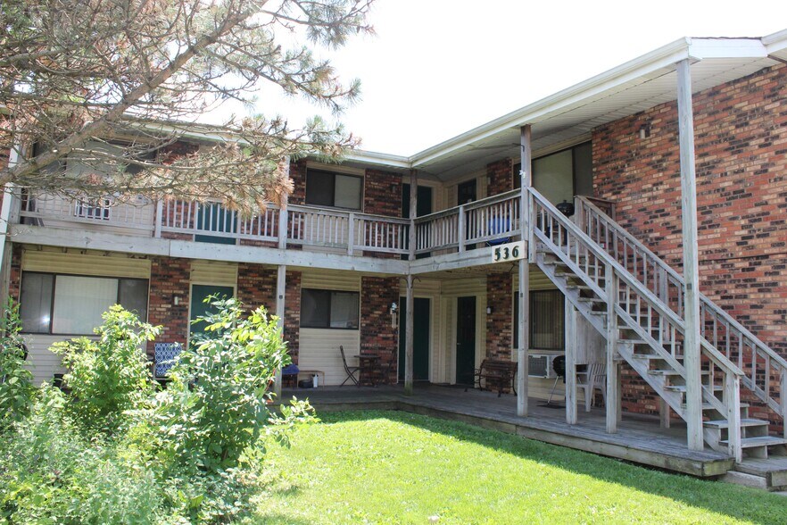 More Photos Of 536 Schroeder Ave, Peotone Apartments For Sale