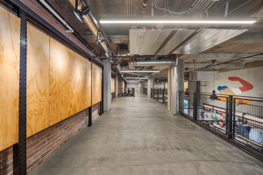 More Photos Of 808 S Broadway, Los Angeles Office For Lease