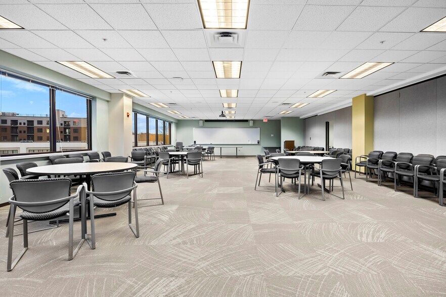 More Photos Of 725 Broadway, Albany Office For Lease