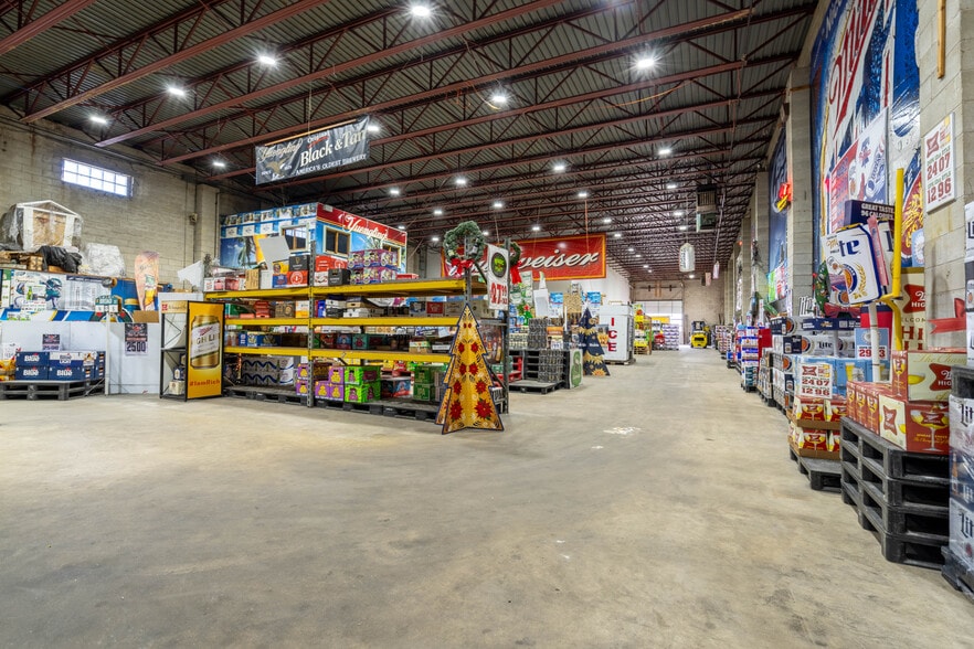 More Photos Of 7040 State Rd, Philadelphia Warehouse For Sale